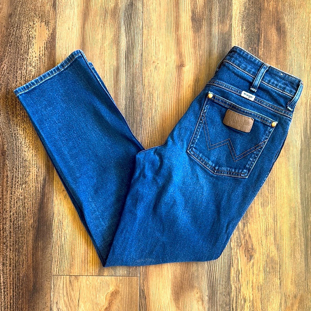Wrangler High Rise 603 Straight Jeans - Picture 3 of 11